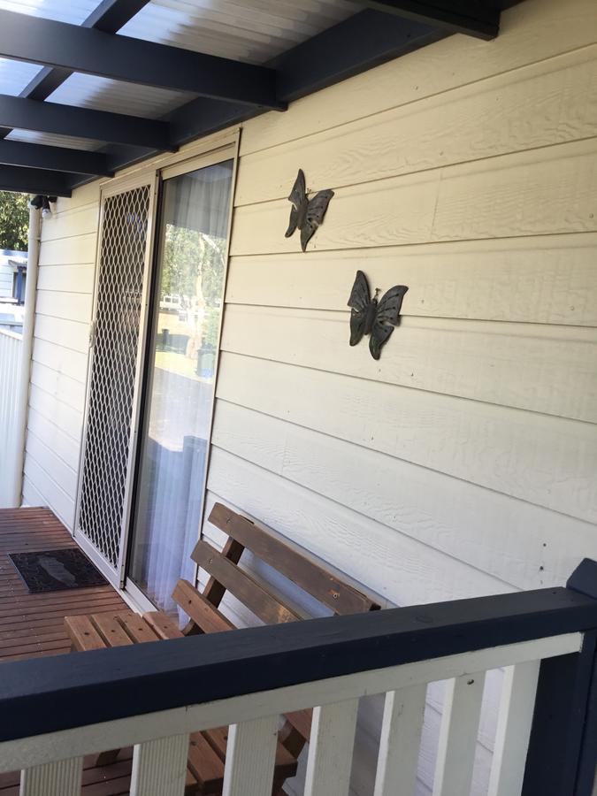 Millicent Lakeside Caravan Park Hotel Buitenkant foto